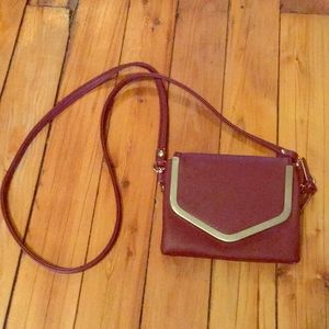 Women’s small cross body purse